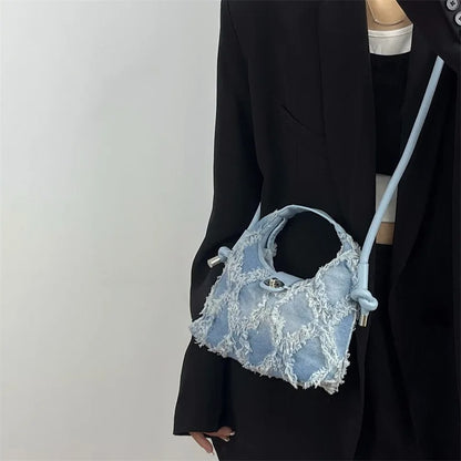 Torba jeansowa z efektem vintage – Modny dodatek do każdej stylizacji