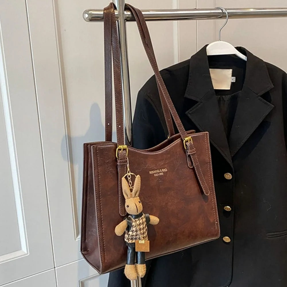 Elegancka torebka na ramię – Klasyczny design i funkcjonalność
