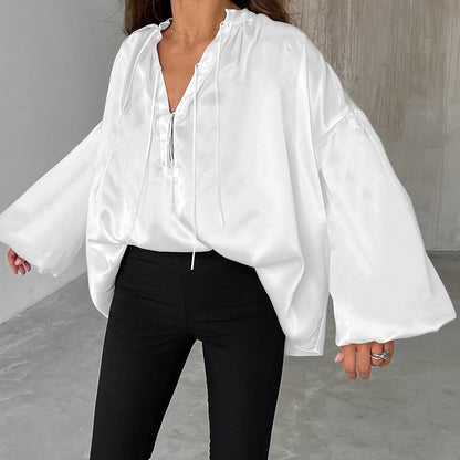 Luksusowy satynowy top dla niewymuszonej elegancji